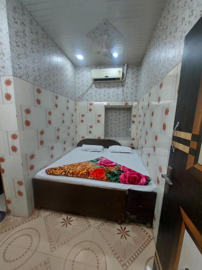 Mj Chawla Homestay Double Bed Attached Bathroom Room Амритсар Экстерьер фото