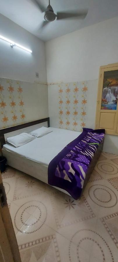 Mj Chawla Homestay Double Bed Attached Bathroom Room Амритсар Экстерьер фото